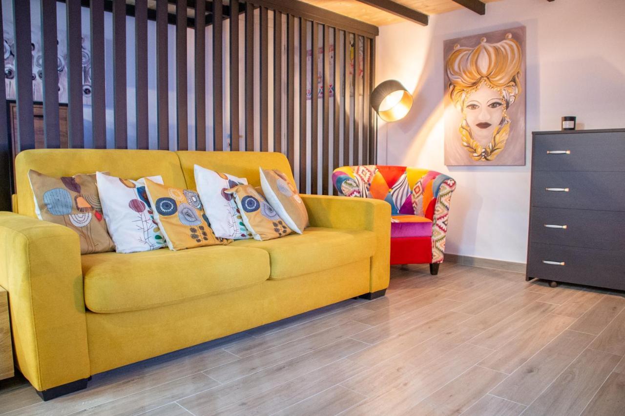 La Dimora Del Viaggiatore Luxury Apartments مازارا ديل فالو المظهر الخارجي الصورة