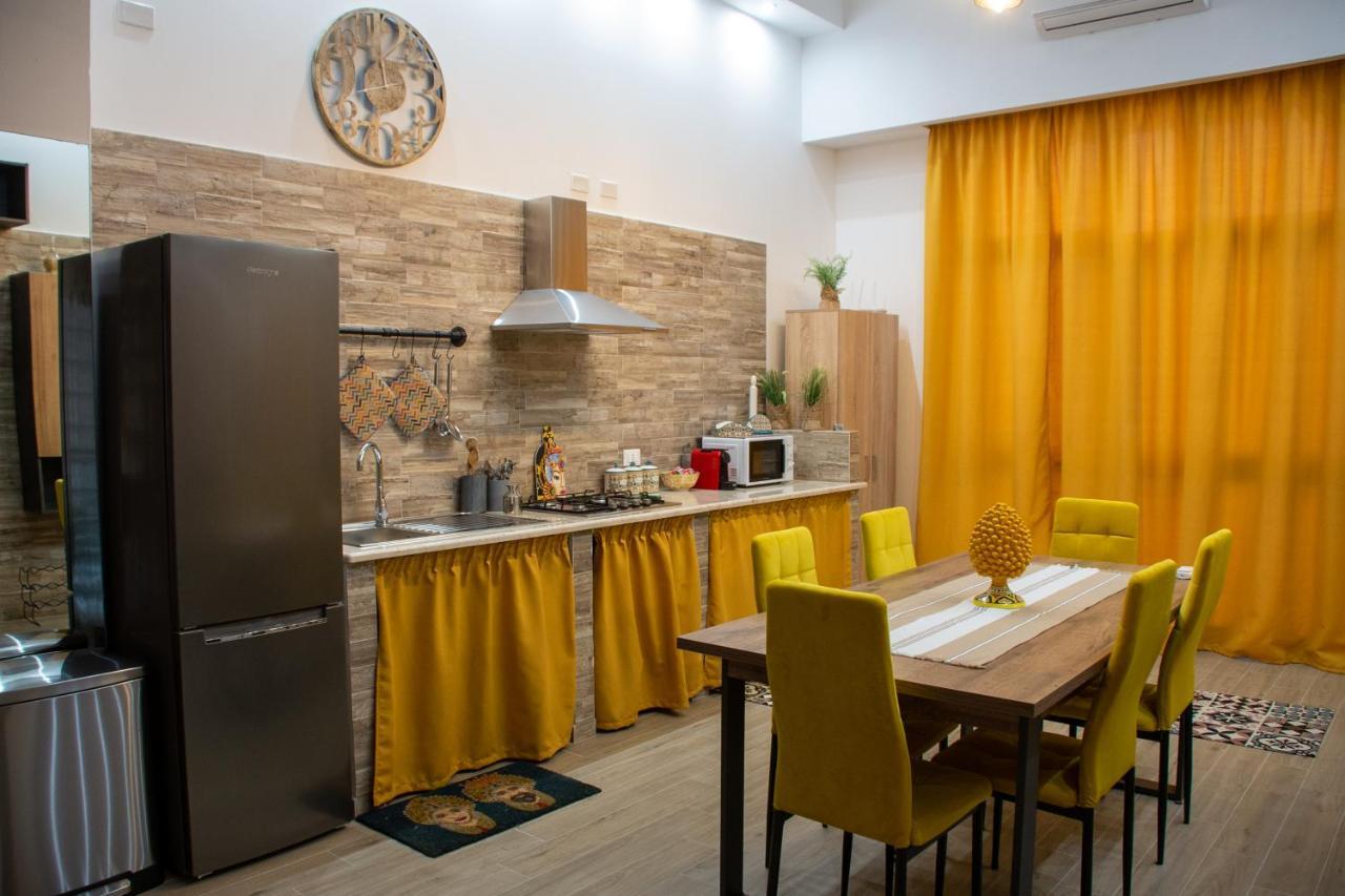 La Dimora Del Viaggiatore Luxury Apartments مازارا ديل فالو المظهر الخارجي الصورة